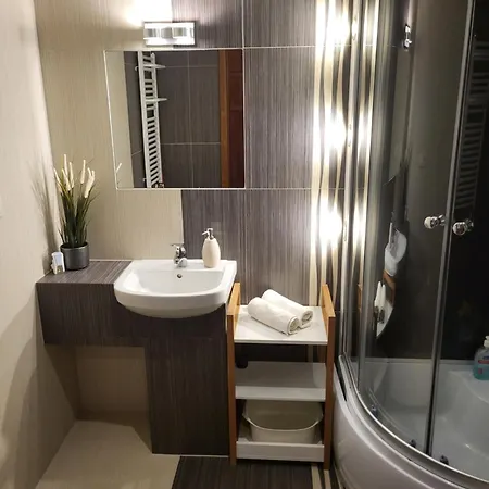 Jozefina 8 Dwupoziomowy Z Tarasem Apartment